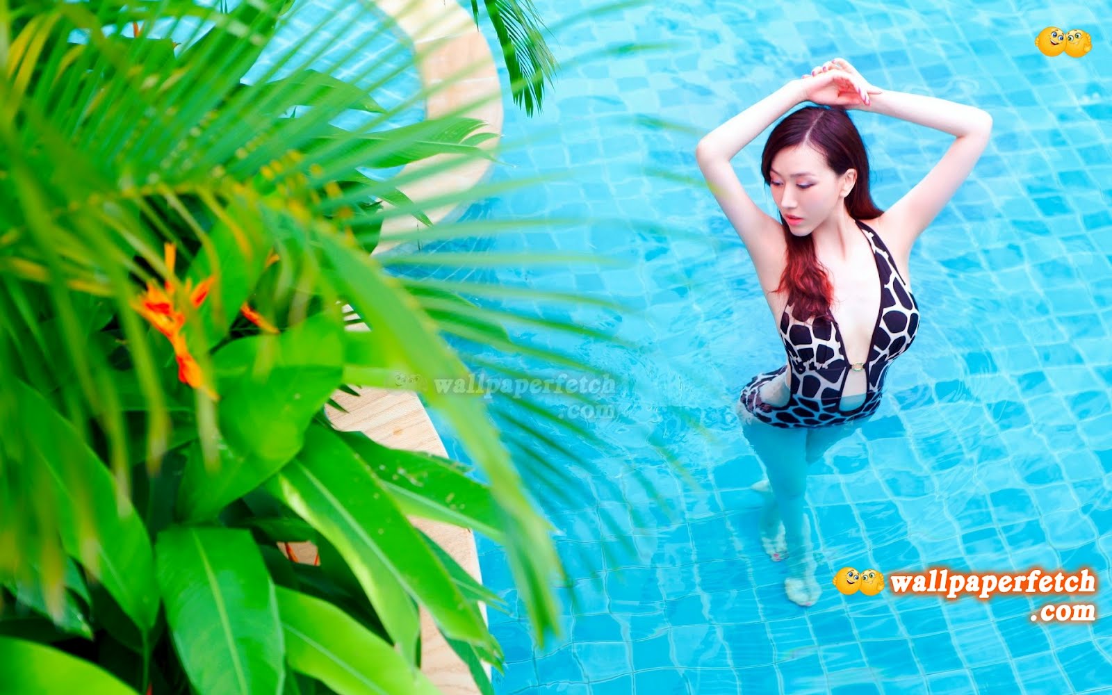 Girl in Swimming Pool Wallpaper