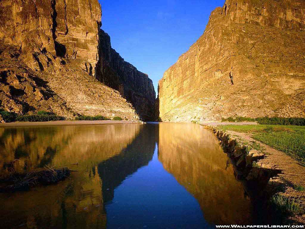 River in Grand Canyon Wallpaper 